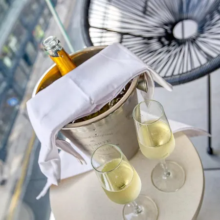 Official Mercury - With Rooftop Pool Access