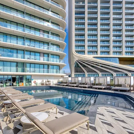 Official Mercury - With Rooftop Pool Access Appartement *