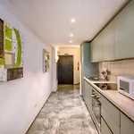 Official Mercury | With Rooftop Pool Access *