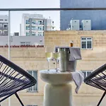 Official Mercury | With Rooftop Pool Access