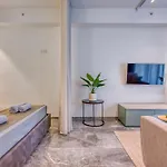 Official Mercury | With Rooftop Pool Access * San Ġiljan