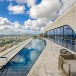 Official Mercury | With Rooftop Pool Access San Ġiljan