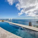 Official Mercury | With Rooftop Pool Access