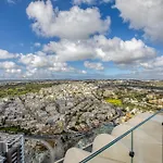 Official Mercury | With Rooftop Pool Access