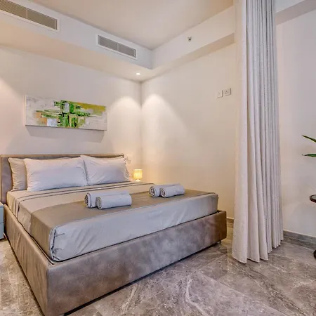 Official Mercury | With Rooftop Pool Access Saint Julian's