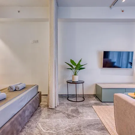 Official Mercury | With Rooftop Pool Access * Saint Julian's