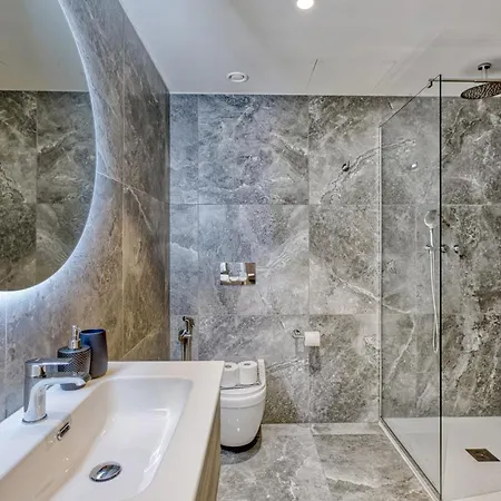 Apartmán Official Mercury - With Rooftop Pool Access *