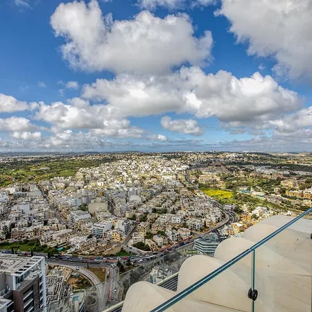 Official Mercury | With Rooftop Pool Access