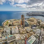 Official Mercury - With Rooftop Pool Access